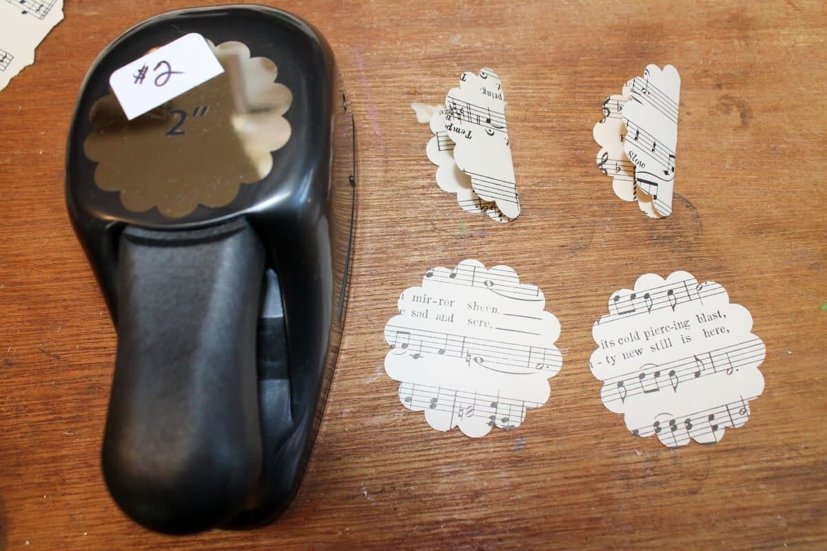 How to Make SuperSimple, Vintage Paper Punch Flowers • Adirondack Girl Heart