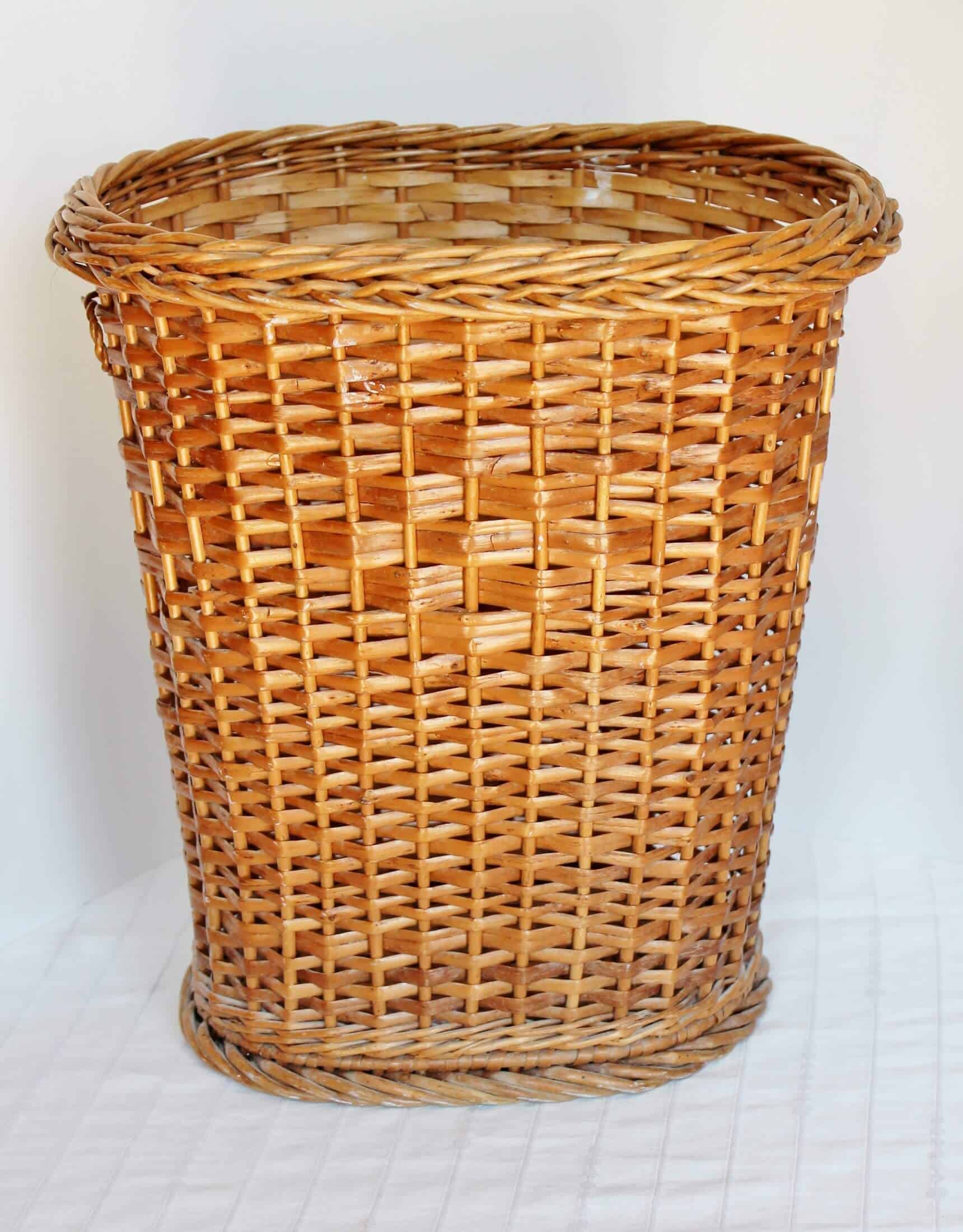 Antique & Vintage Basket Price Guide • Adirondack Girl Heart