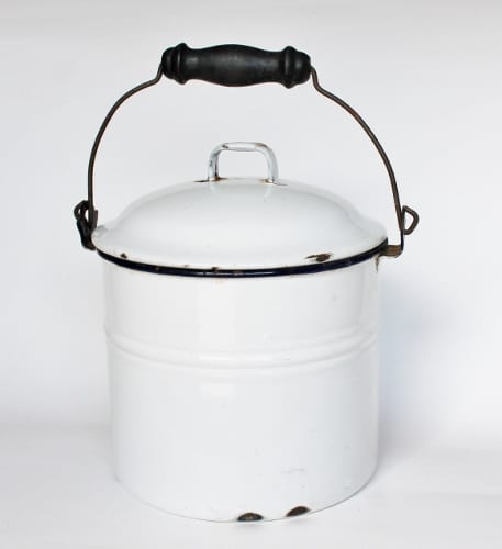vintage enamelware lunch bucket