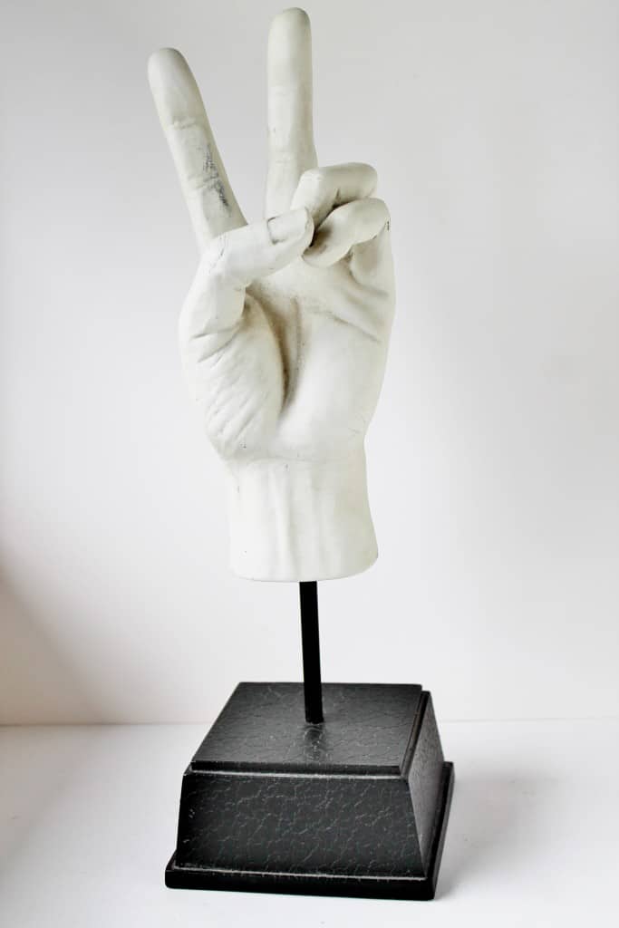 peace sign hand