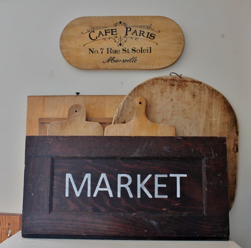 vintage market sign
