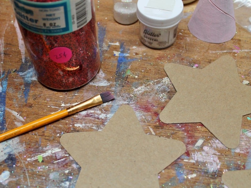 Cardboard stars