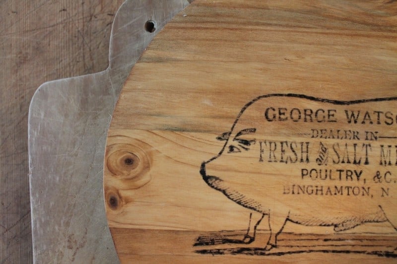 Farmhouse Art with Graphic Transfer Pig