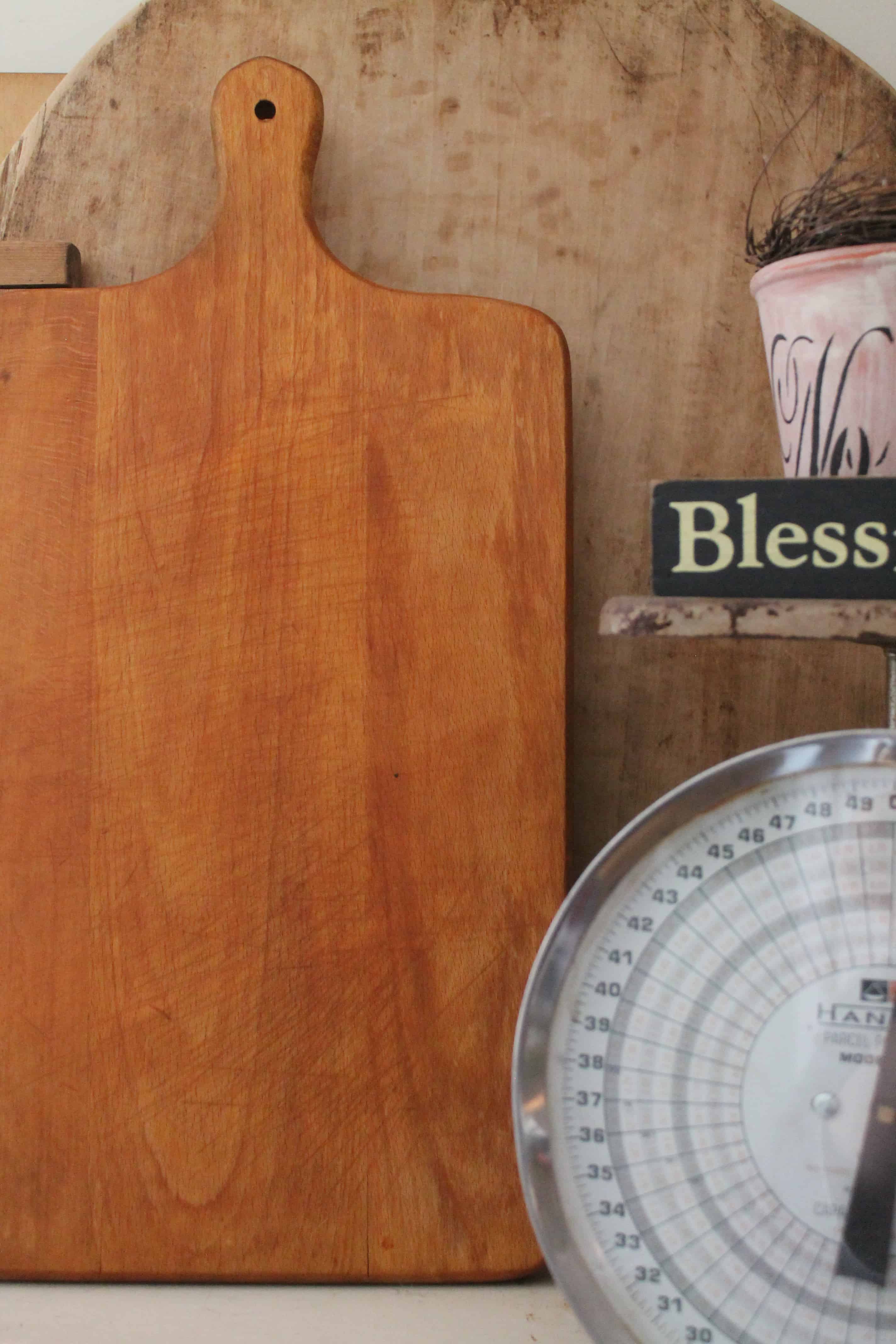Seasoned cutting board