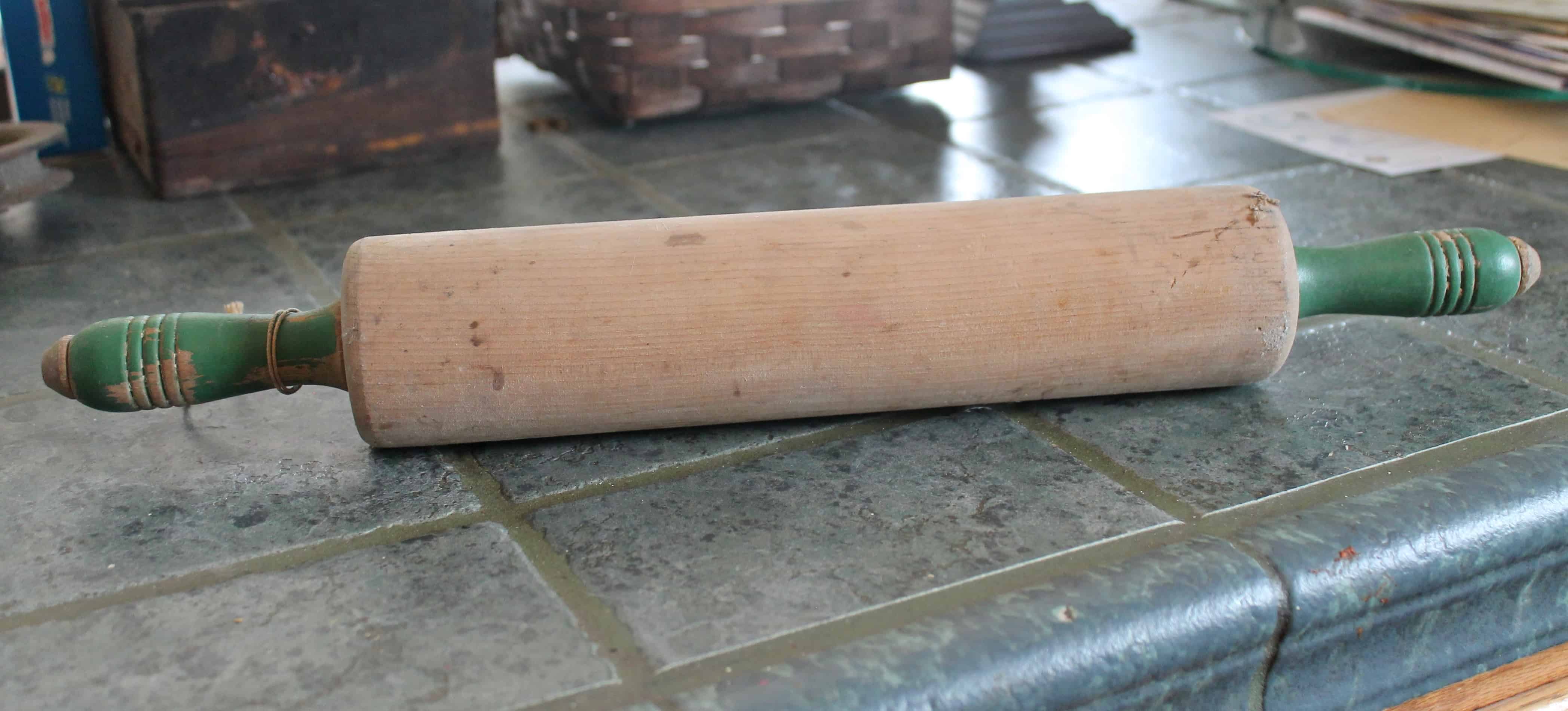 Unseasoned rolling pin