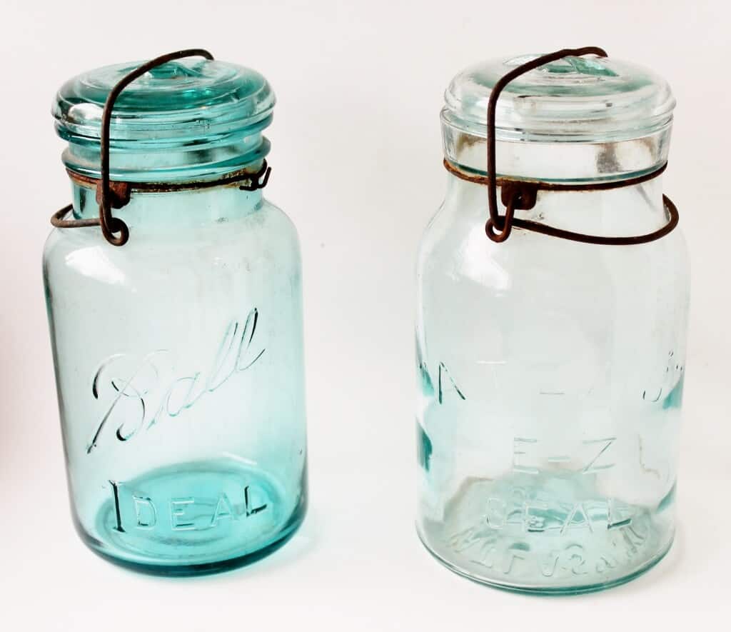 vintage-aqua-quart-sized-canning-jars-2-1024x885