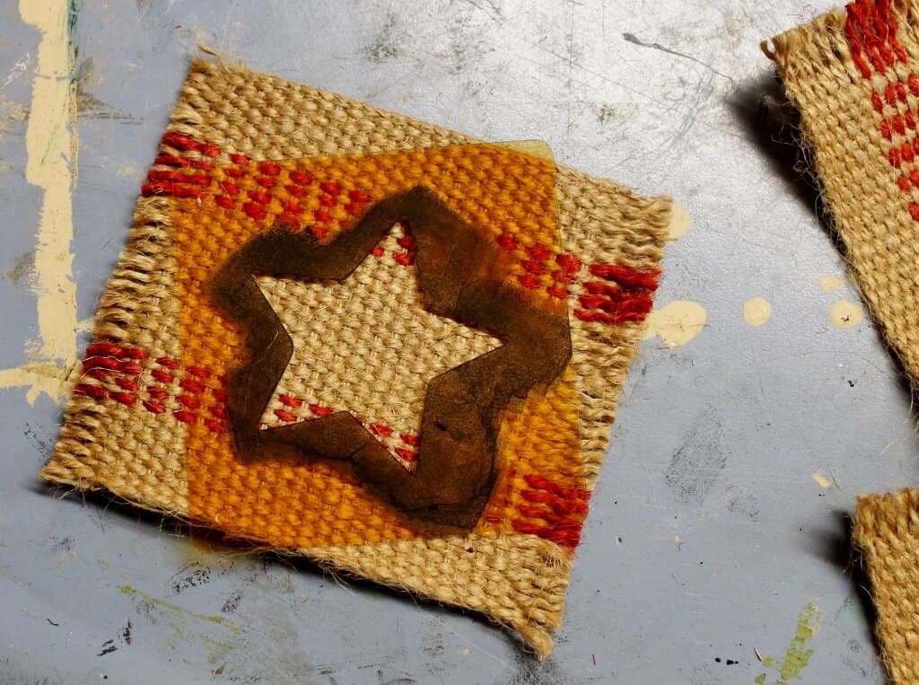 Stenciling jute webbing with stars