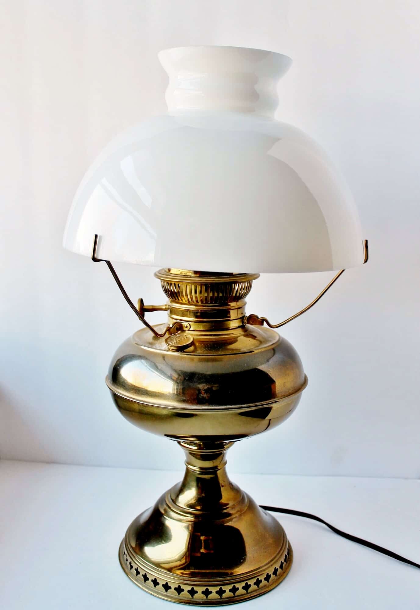 Antique Brass Rayo Lantern
