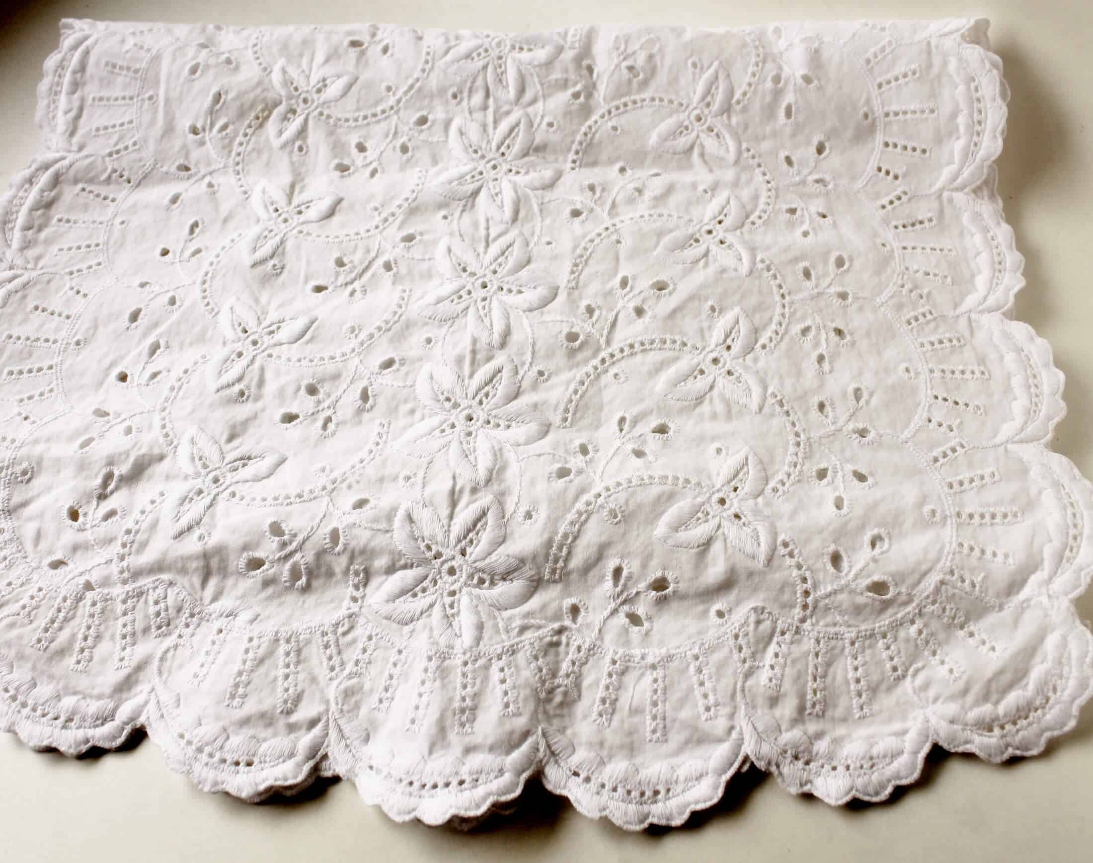 eyelet dresser scarf