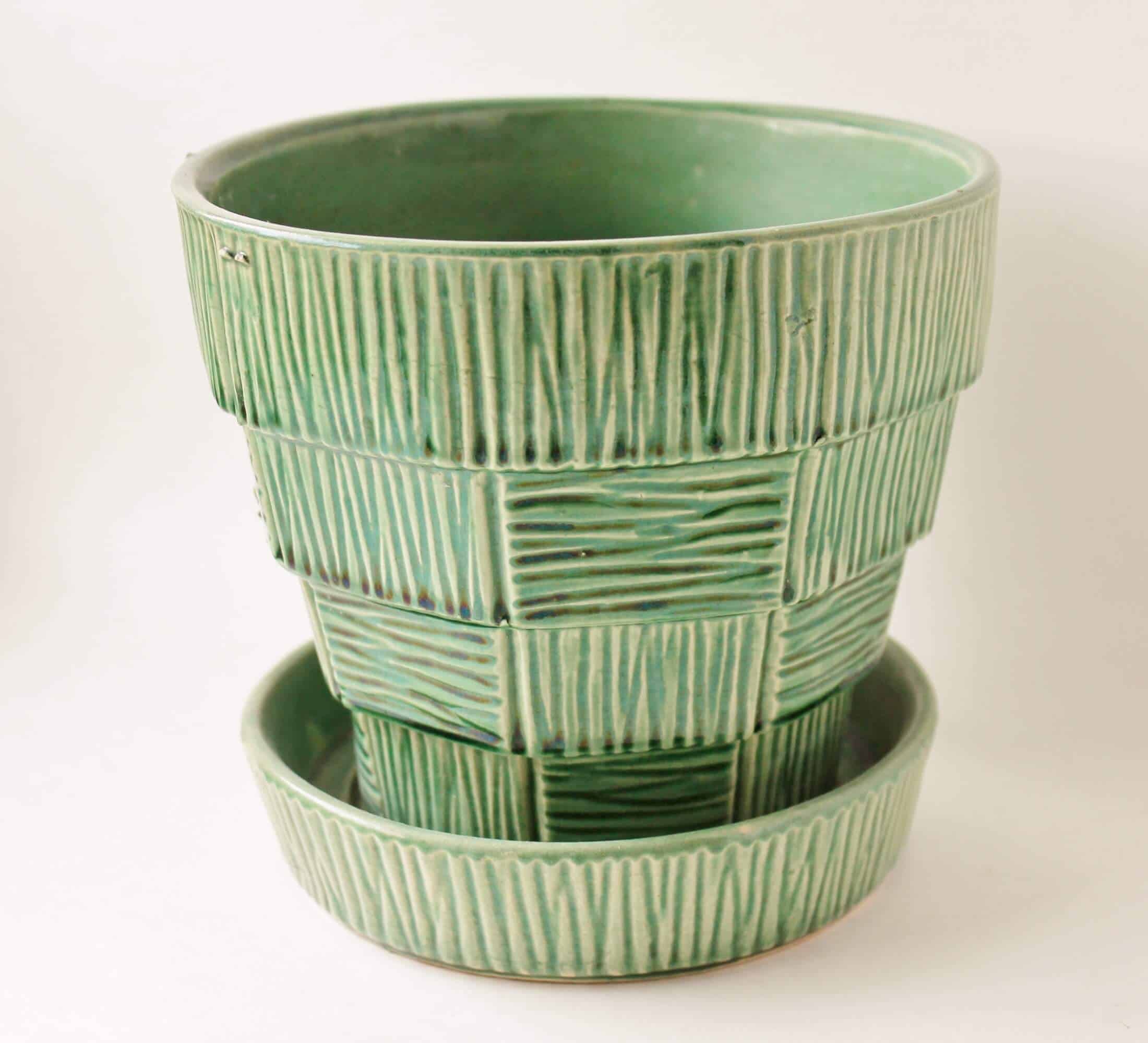vintage large mccoy green planter