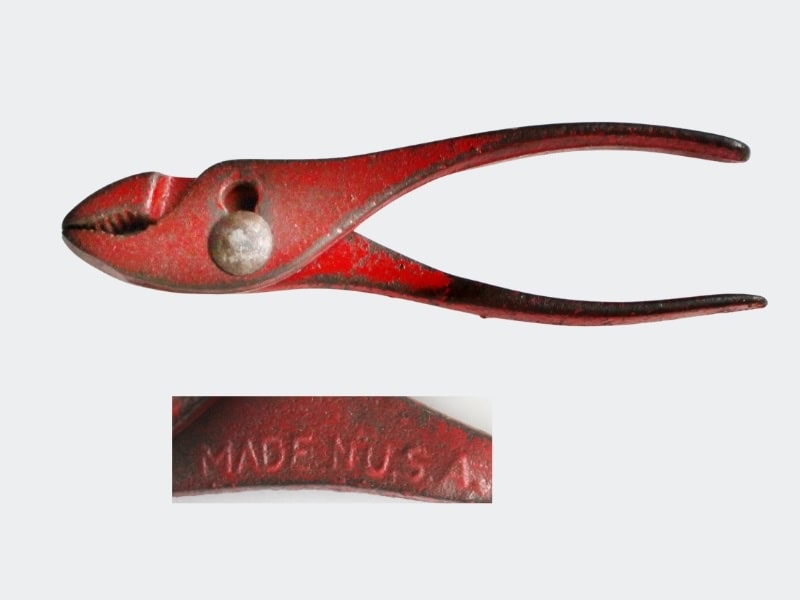 red wrench