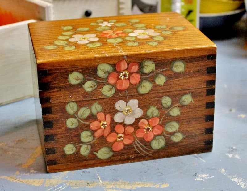 vintage recipe box