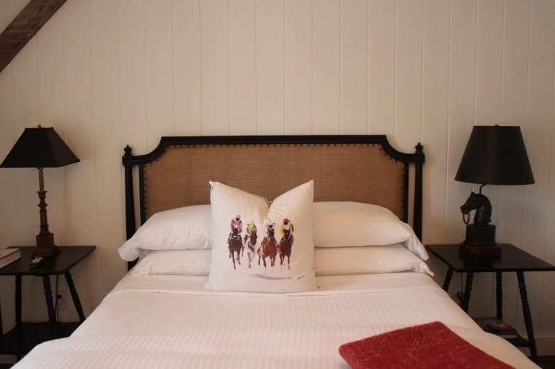 the saratoga room