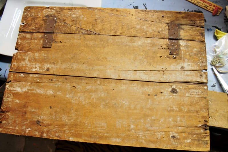 Antique Biscuit Crate Lid