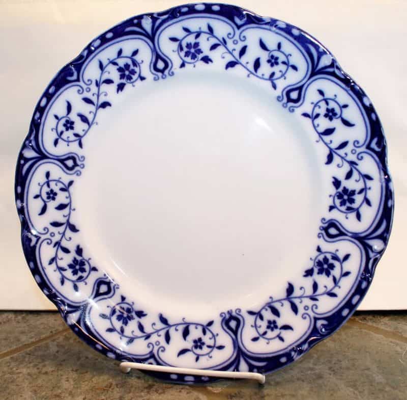 Flow blue plate (