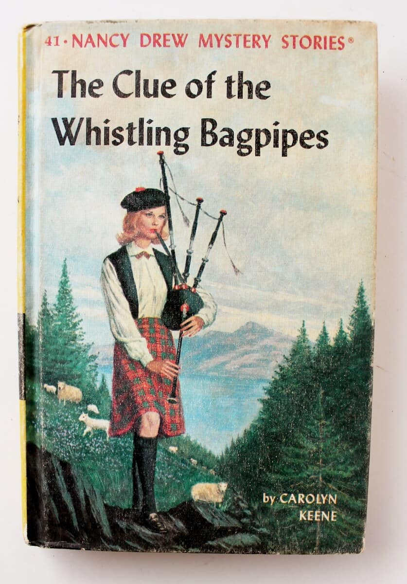Vintage Nancy Drew book