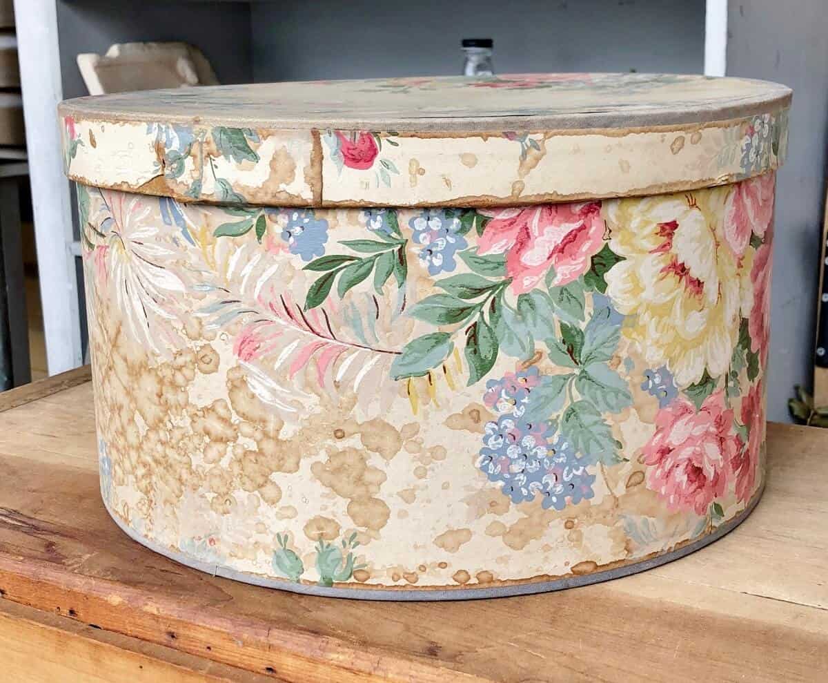 Antique Bandbox Guide History FREEBIE Adirondack Girl Heart