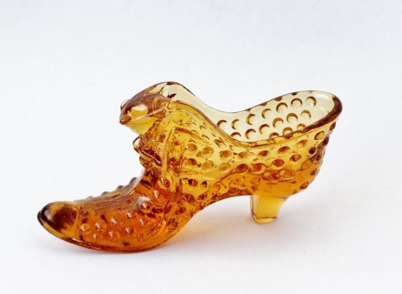 Amber Fenton Art Glass Shoe with Cat