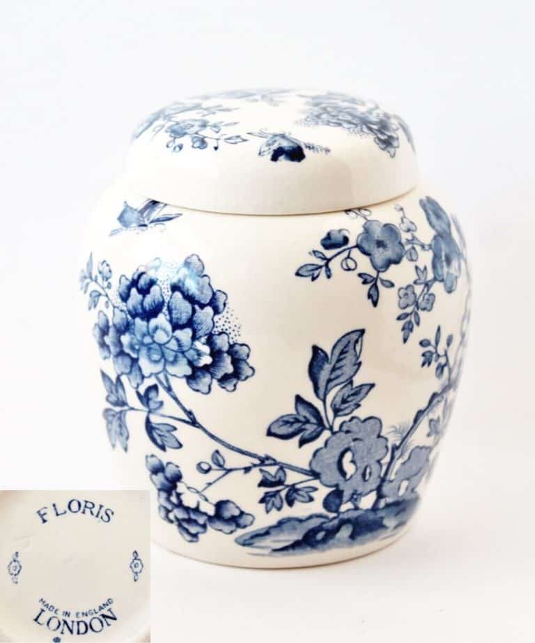 What Are the 2021 Antique & Vintage Trends for Sellers & Decorators