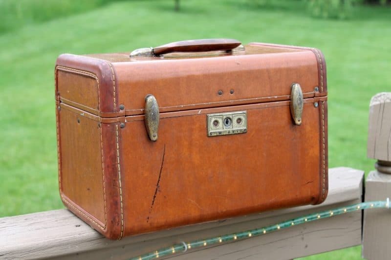 Vintage leather train case