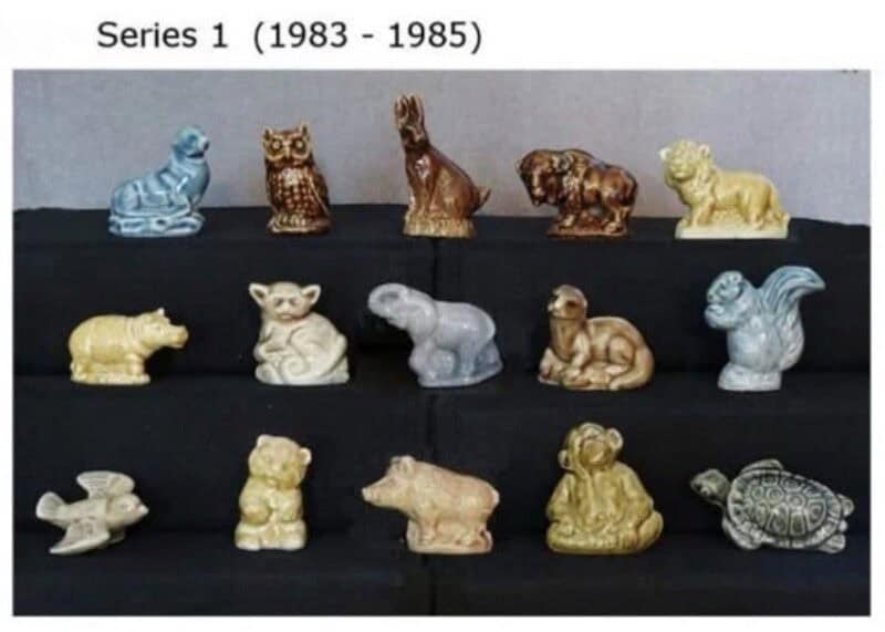 15 small ceramic animal figurines (Wades)