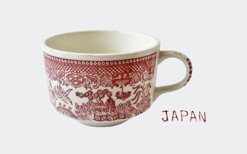 red and white china cup (red willow)