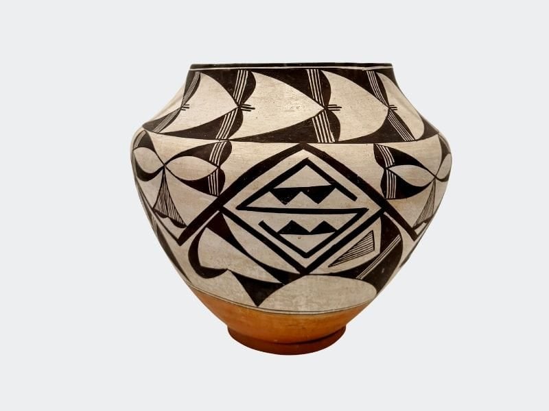 Native American Pueblo Pot in black and white