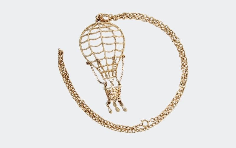 gold hot air balloon pendant necklace